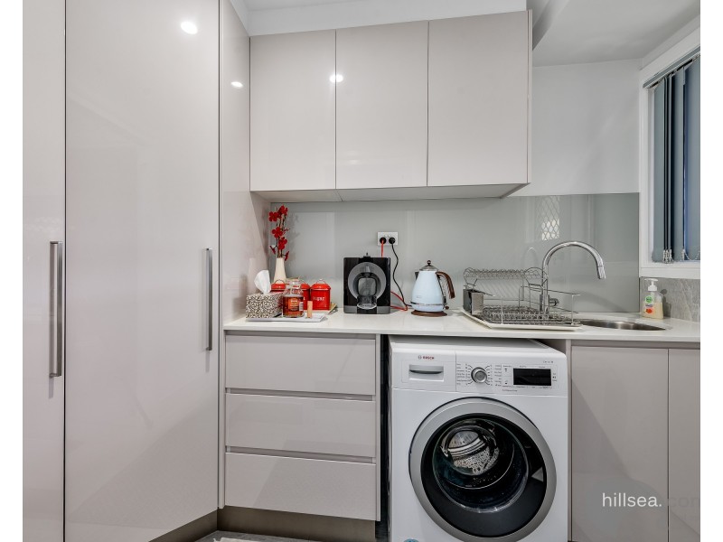 10 Ashburton Close, Arundel QLD 4214