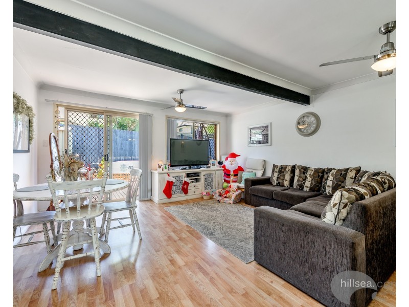 9/81 Olsen Avenue, Labrador QLD 4215