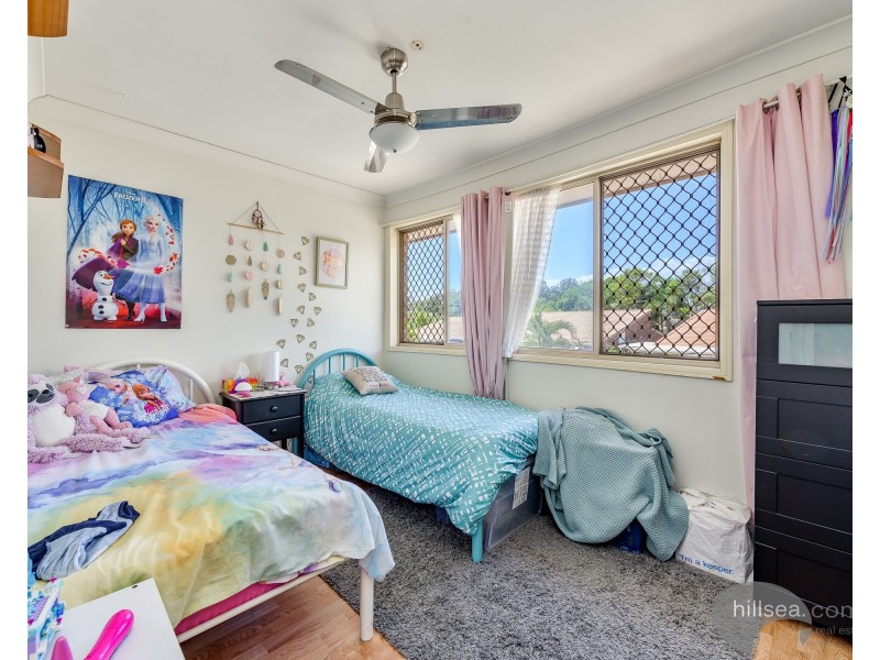 9/81 Olsen Avenue, Labrador QLD 4215