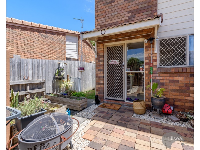 9/81 Olsen Avenue, Labrador QLD 4215