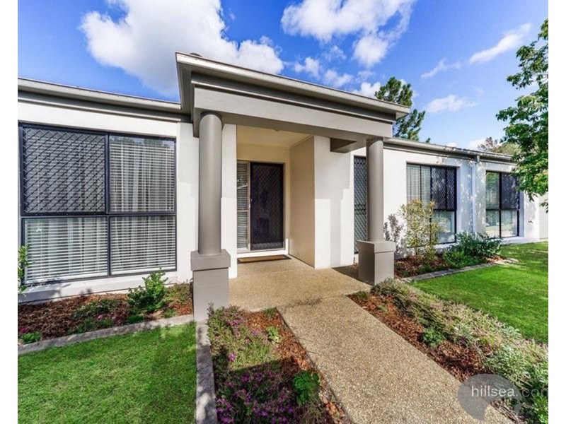 14 Blackwattle Circuit, Arundel QLD 4214