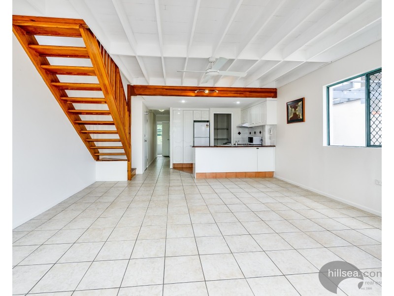 14/7-9 Robert Street, Labrador QLD 4215
