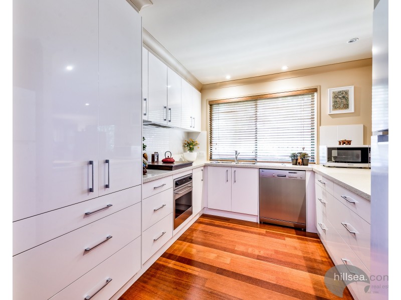 3a Joshua Close, Arundel QLD 4214