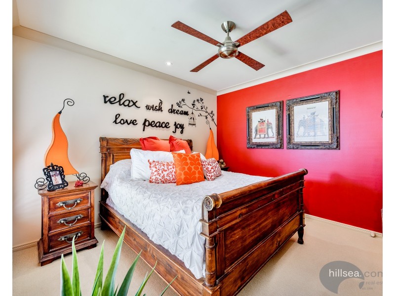 3a Joshua Close, Arundel QLD 4214