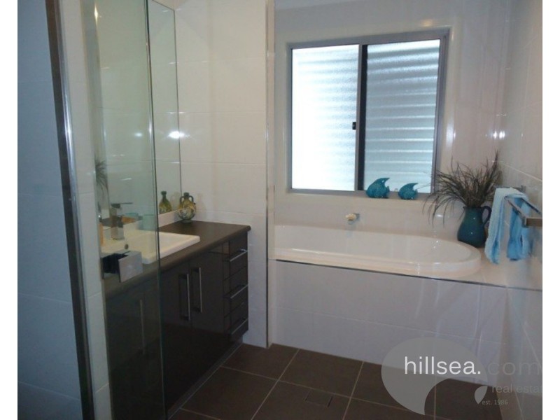 26B Gordon Street, Labrador QLD 4215