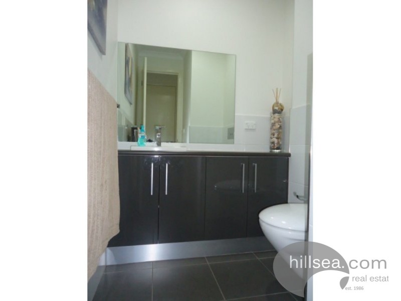 26B Gordon Street, Labrador QLD 4215