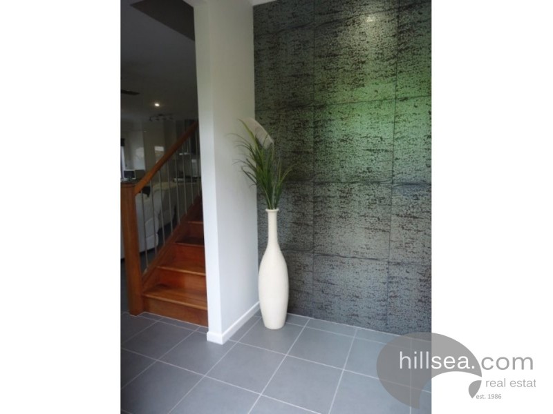 26B Gordon Street, Labrador QLD 4215