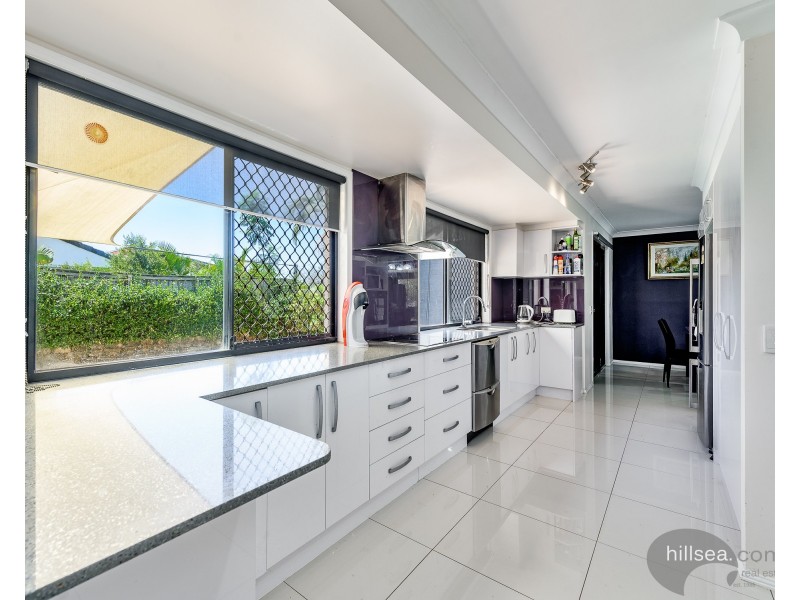 1 Tallara Street, Coombabah QLD 4216