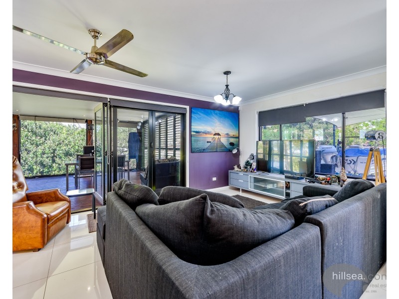 1 Tallara Street, Coombabah QLD 4216