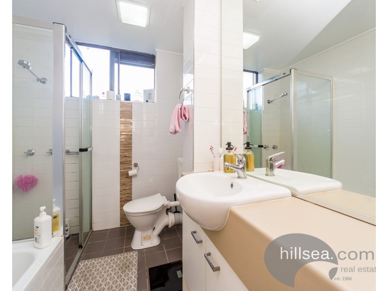 37/490 Marine Parade, Biggera Waters QLD 4216