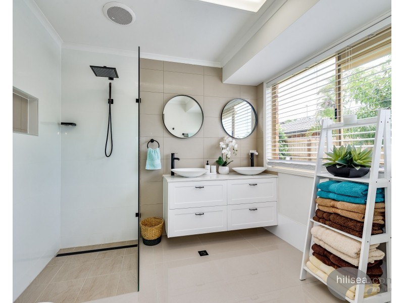 14 Kel Nagle Court, Parkwood QLD 4214