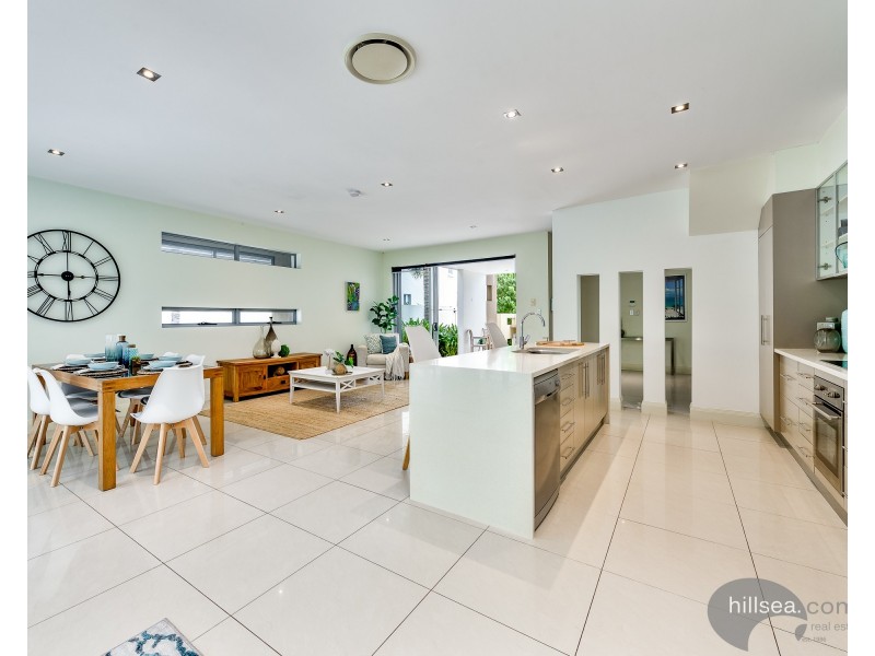 2/1005 Lakeview Terrace, Benowa QLD 4217