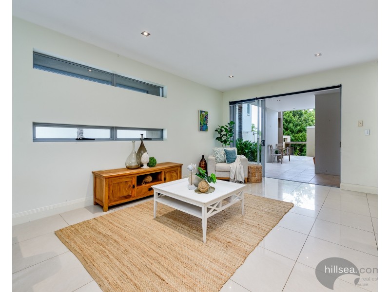 2/1005 Lakeview Terrace, Benowa QLD 4217