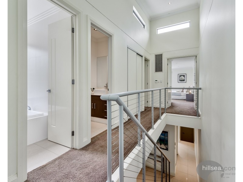 2/1005 Lakeview Terrace, Benowa QLD 4217