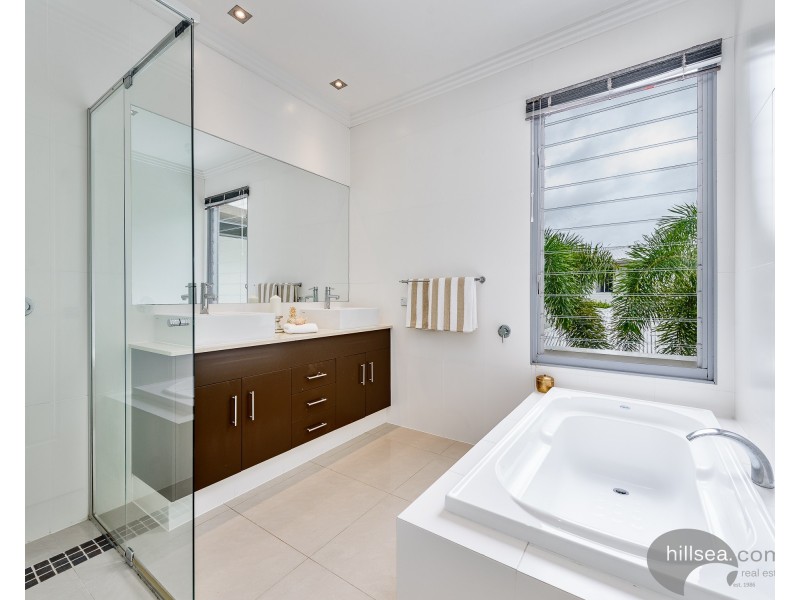 2/1005 Lakeview Terrace, Benowa QLD 4217