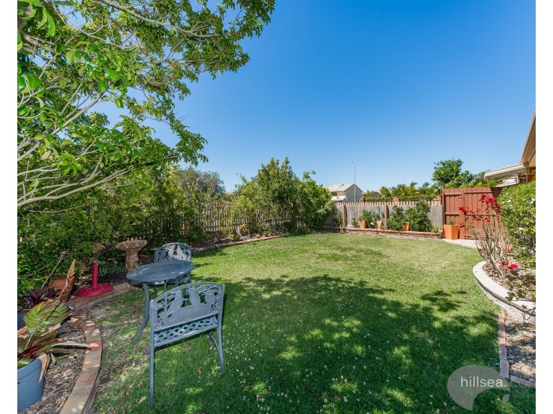 2/116 Little Usher Avenue, Labrador QLD 4215