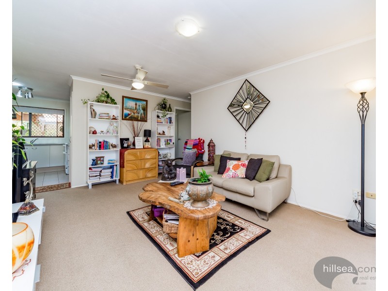 2/116 Little Usher Avenue, Labrador QLD 4215