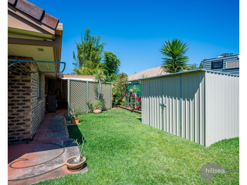 2/116 Little Usher Avenue, Labrador QLD 4215