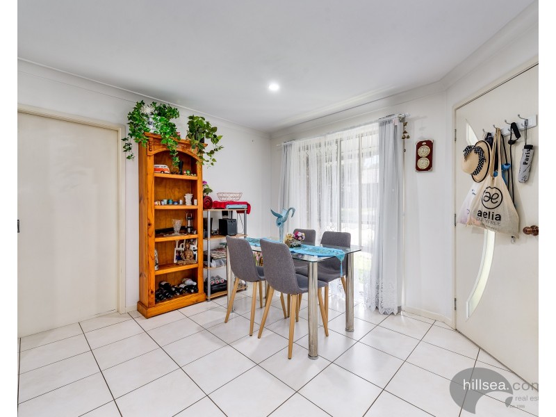 14/137 Olsen Avenue, Labrador QLD 4215