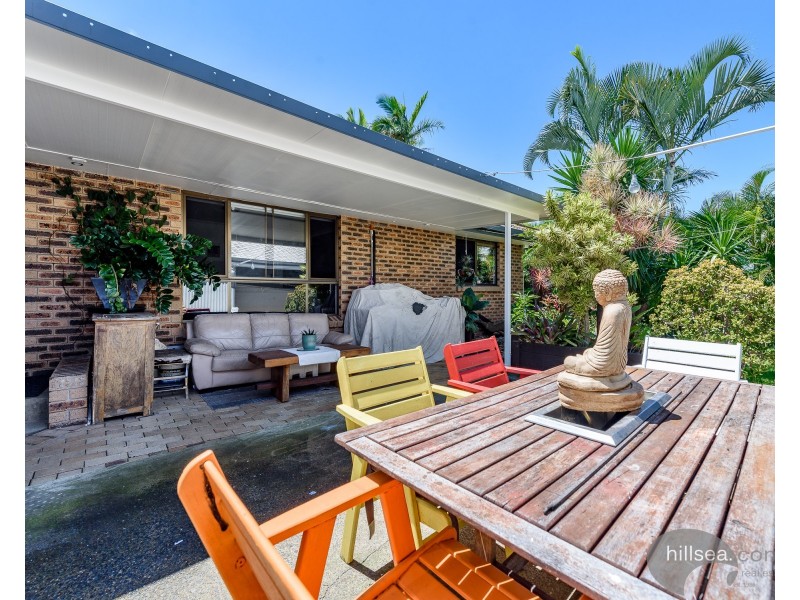 1/5 Webb Street, Labrador QLD 4215