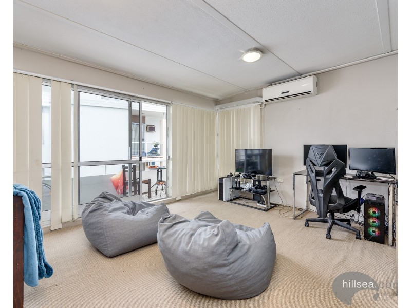 10/128 Marine Parade, Southport QLD 4215