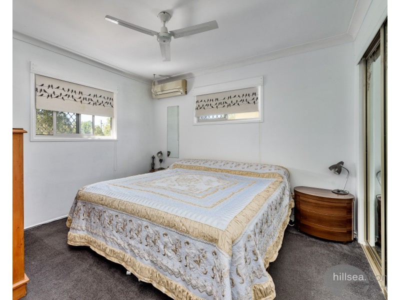 99 Kindra Avenue, Southport QLD 4215