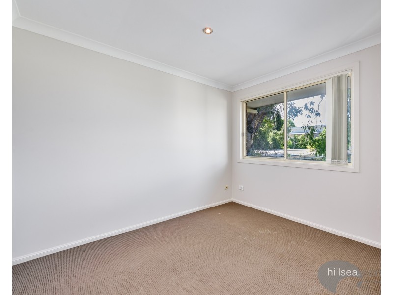 4/33 Government Road, Labrador QLD 4215