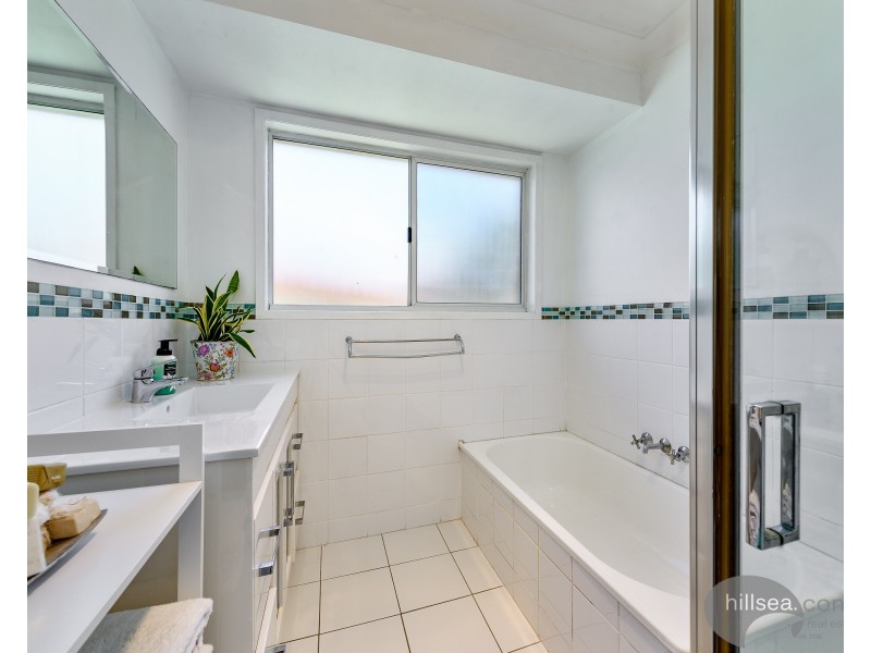 2/4 Brady Drive, Coombabah QLD 4216