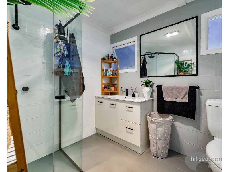 217A Turpin Road, Labrador QLD 4215