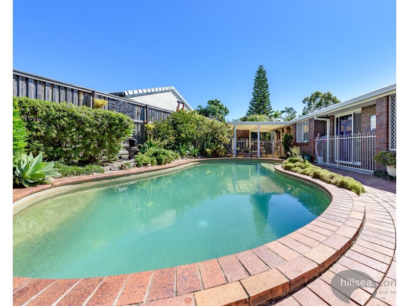 1 Dante Court, Arundel QLD 4214