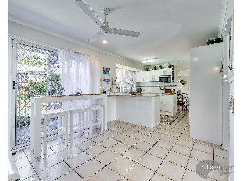1 Dante Court, Arundel QLD 4214