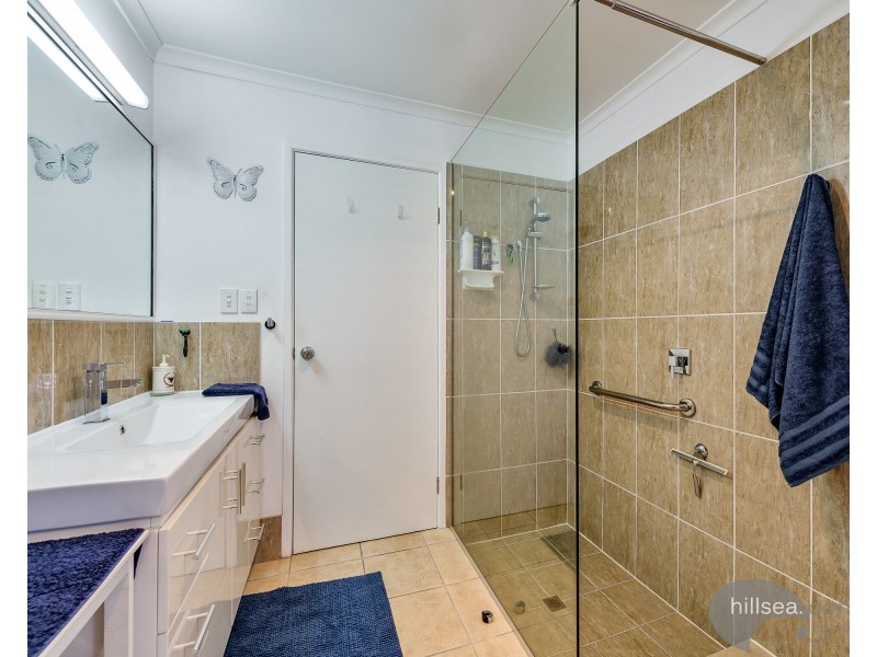 1 Dante Court, Arundel QLD 4214