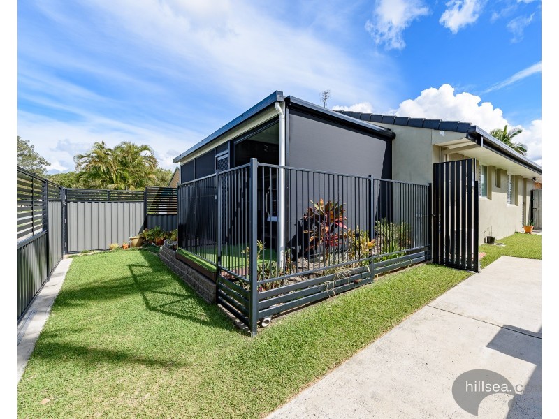 1/12 Coventry Court, Labrador QLD 4215