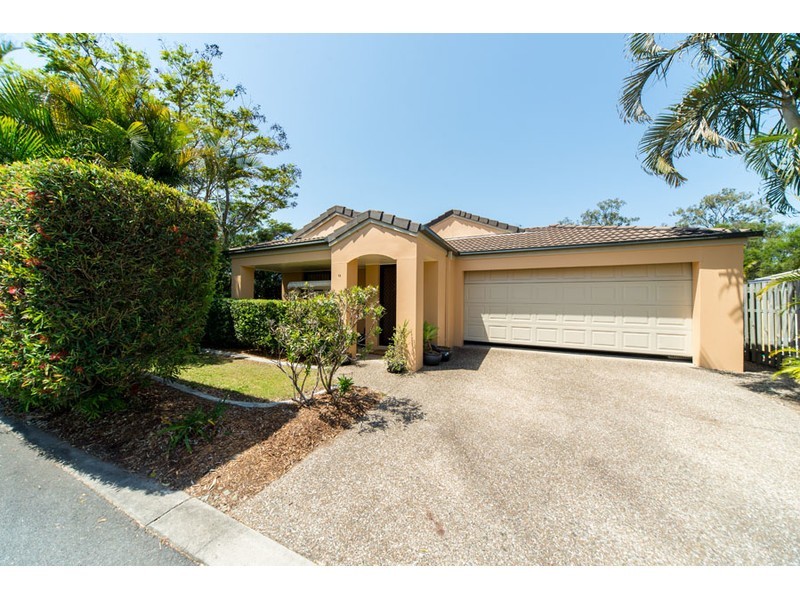 13/95 Arundel Drive, Arundel QLD 4214