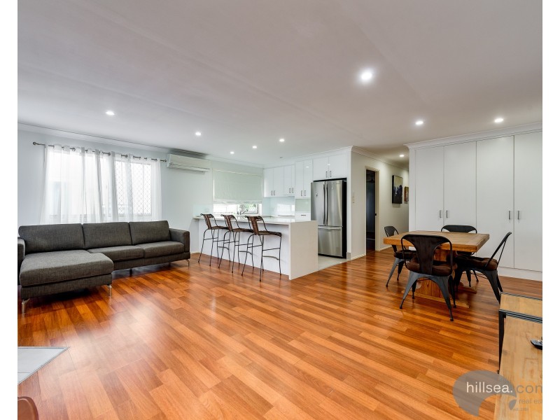 1/32 Huth Street, Labrador QLD 4215