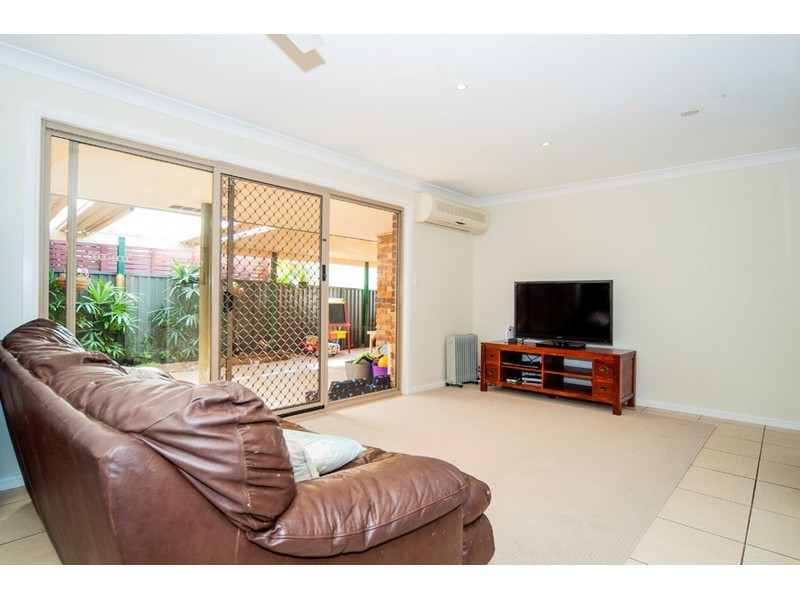 2 Putter Place, Arundel QLD 4214