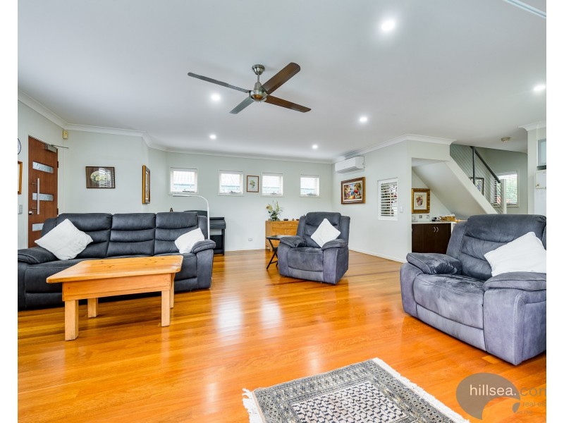 1/6 Ahern Street, Labrador QLD 4215