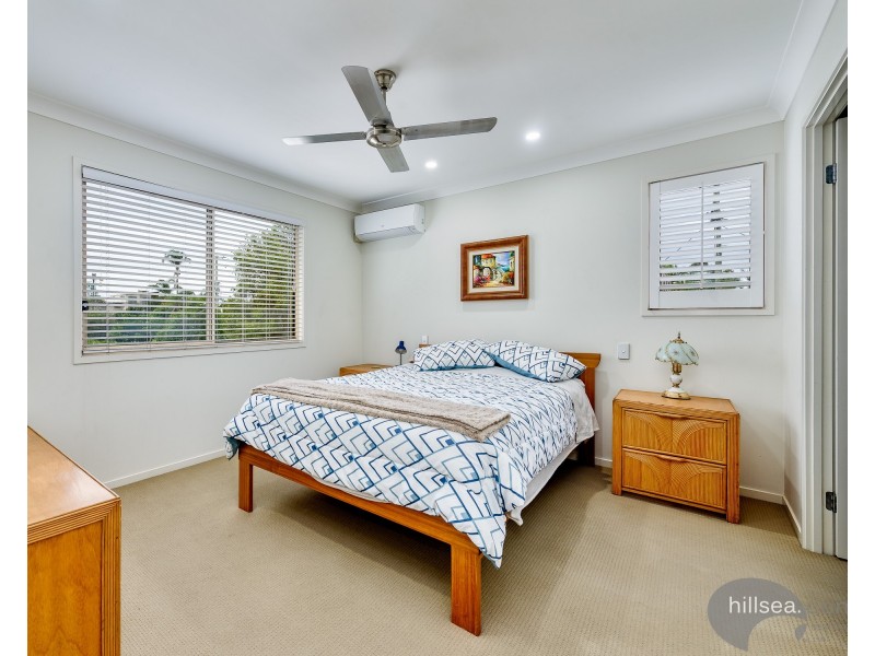 1/6 Ahern Street, Labrador QLD 4215