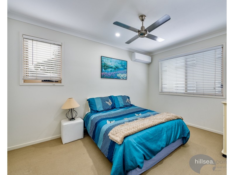 1/6 Ahern Street, Labrador QLD 4215