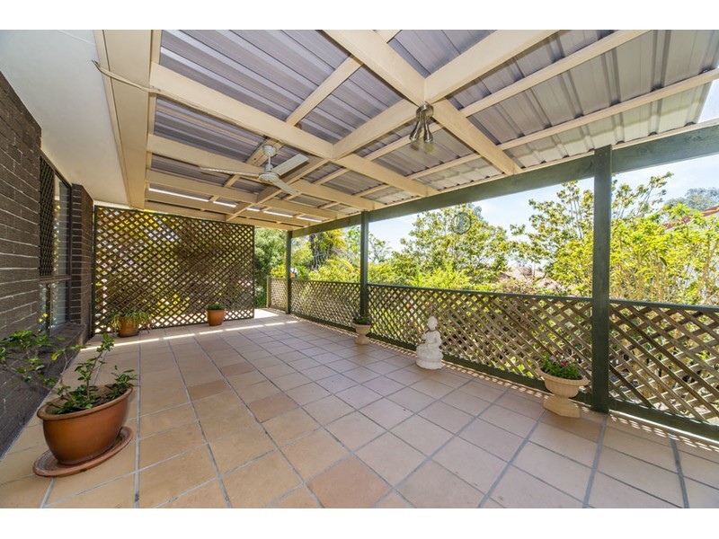 24 Ridgevale Drive, Helensvale QLD 4212