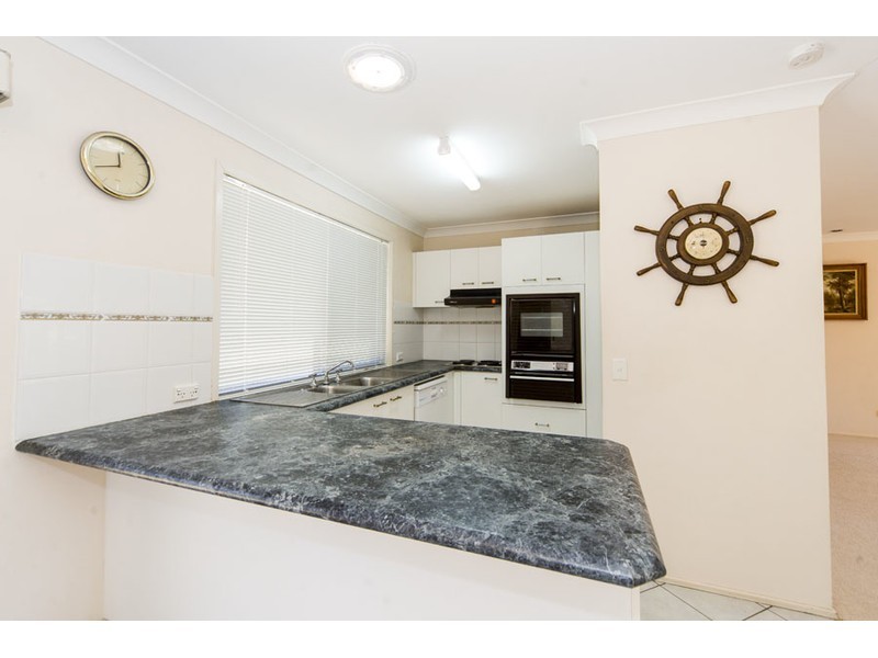 24 Ridgevale Drive, Helensvale QLD 4212
