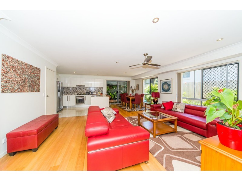 1/22 Ferguson Avenue, Labrador QLD 4215