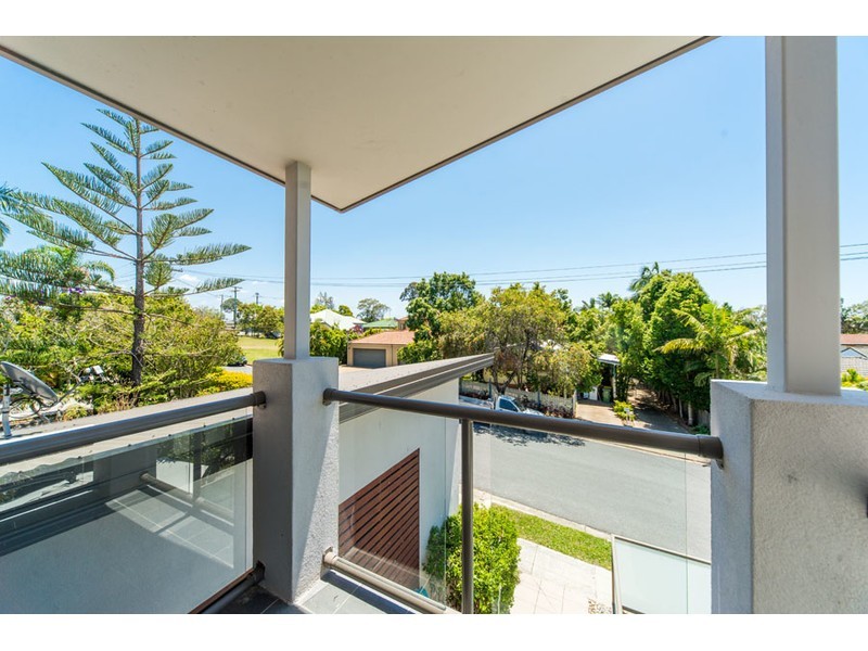 1/22 Ferguson Avenue, Labrador QLD 4215