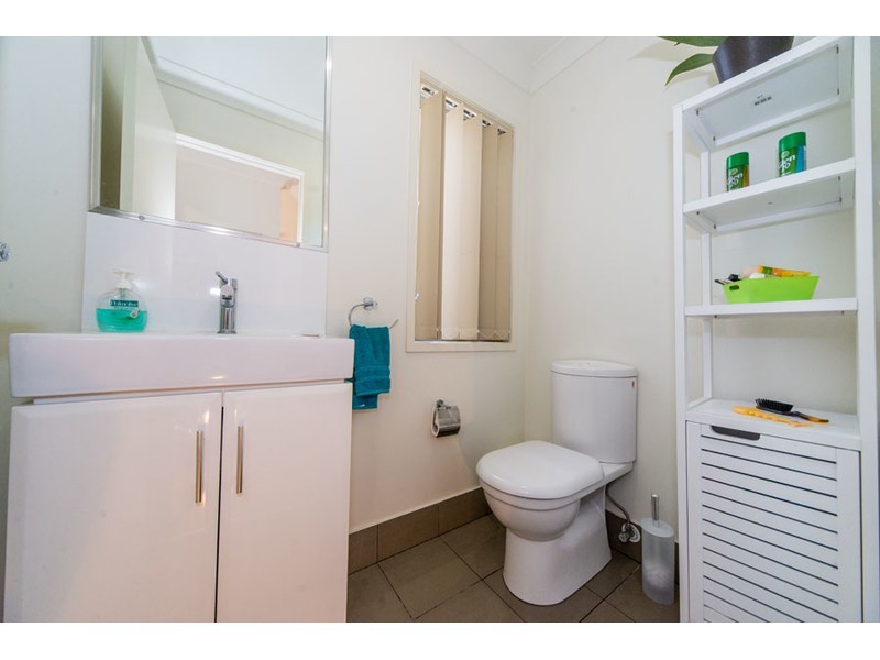 1/22 Ferguson Avenue, Labrador QLD 4215