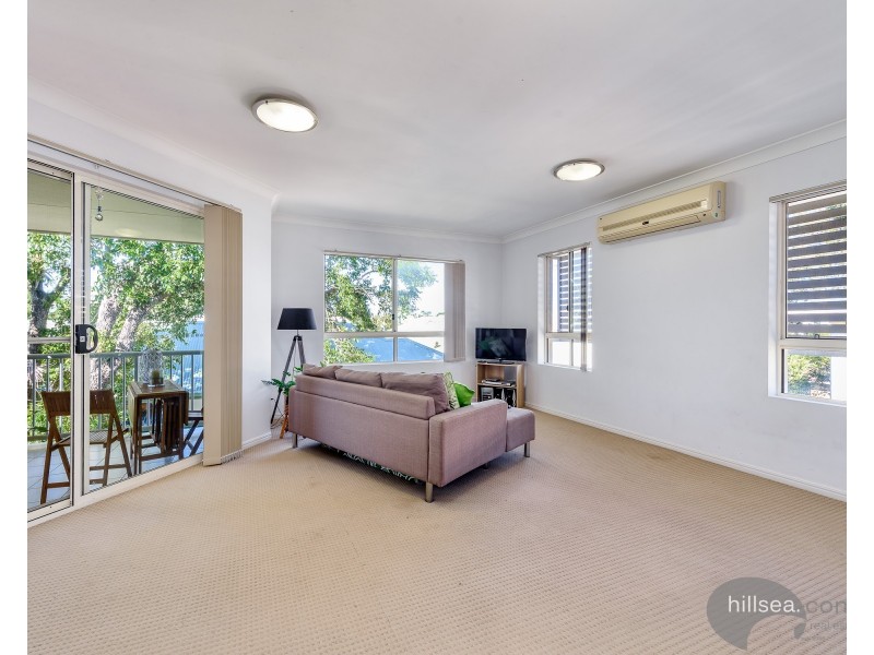 8/131 Muir Street, Labrador QLD 4215