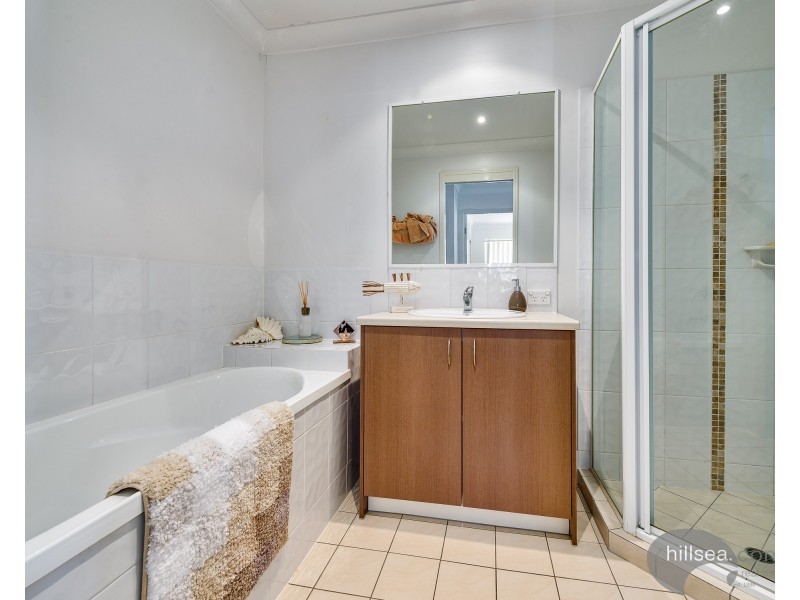 8/131 Muir Street, Labrador QLD 4215
