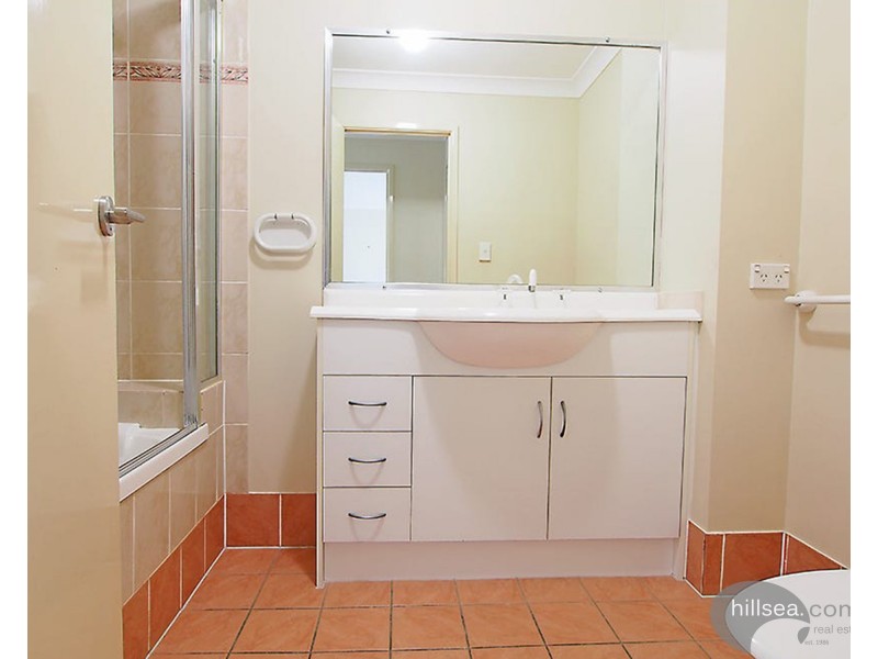 9/72-74 Imperial Parade, Labrador QLD 4215