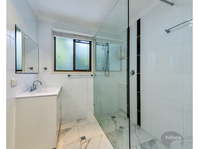 5/77 Olsen Avenue, Labrador QLD 4215