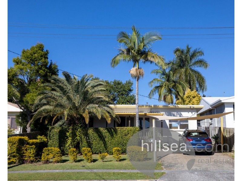 104 Robert Street, Labrador QLD 4215