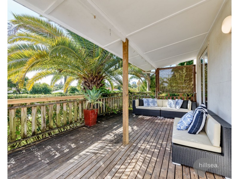 104 Robert Street, Labrador QLD 4215